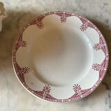 Souptureen and flat Terre de fer Saint Amand