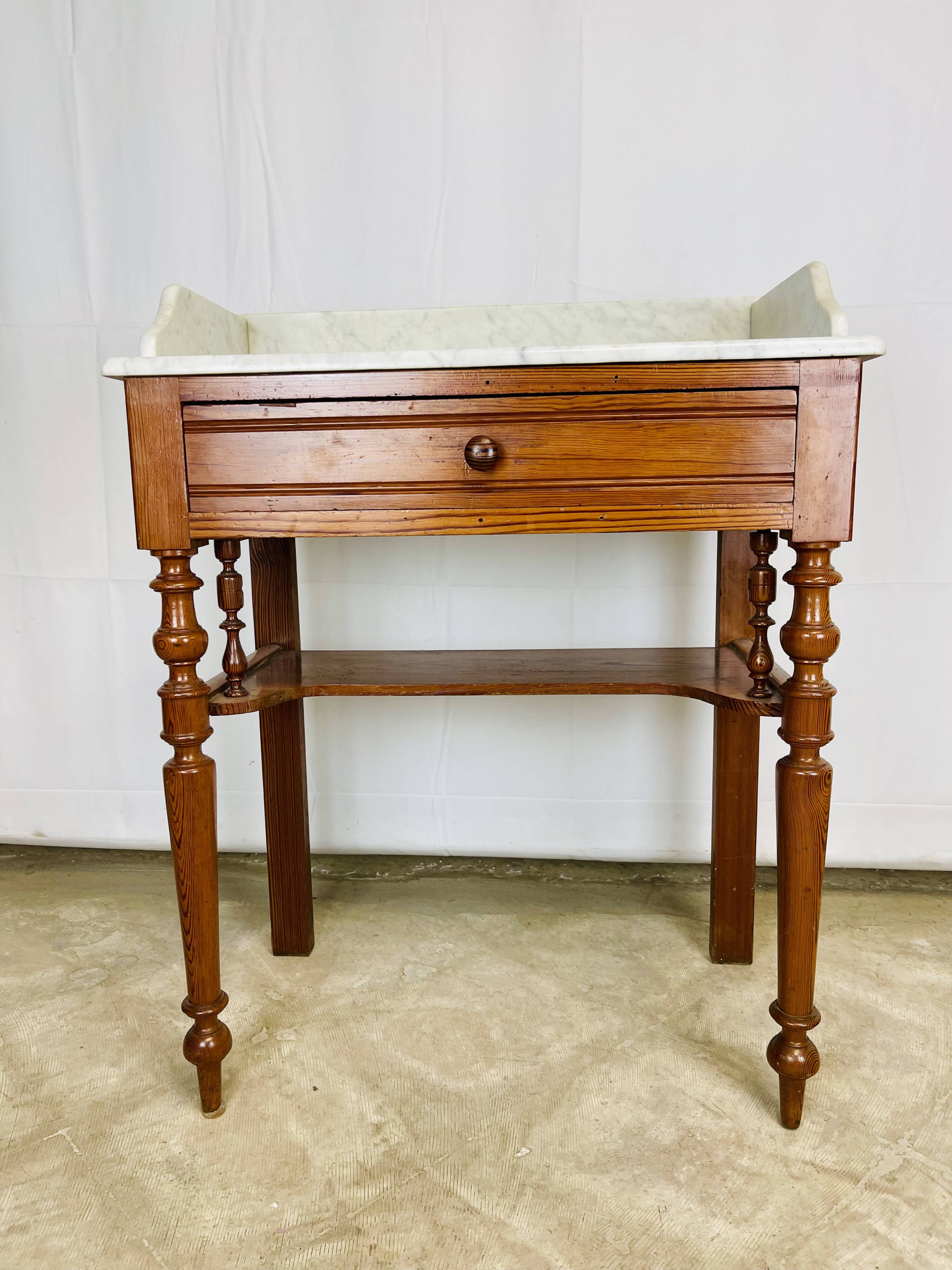Table de toilette