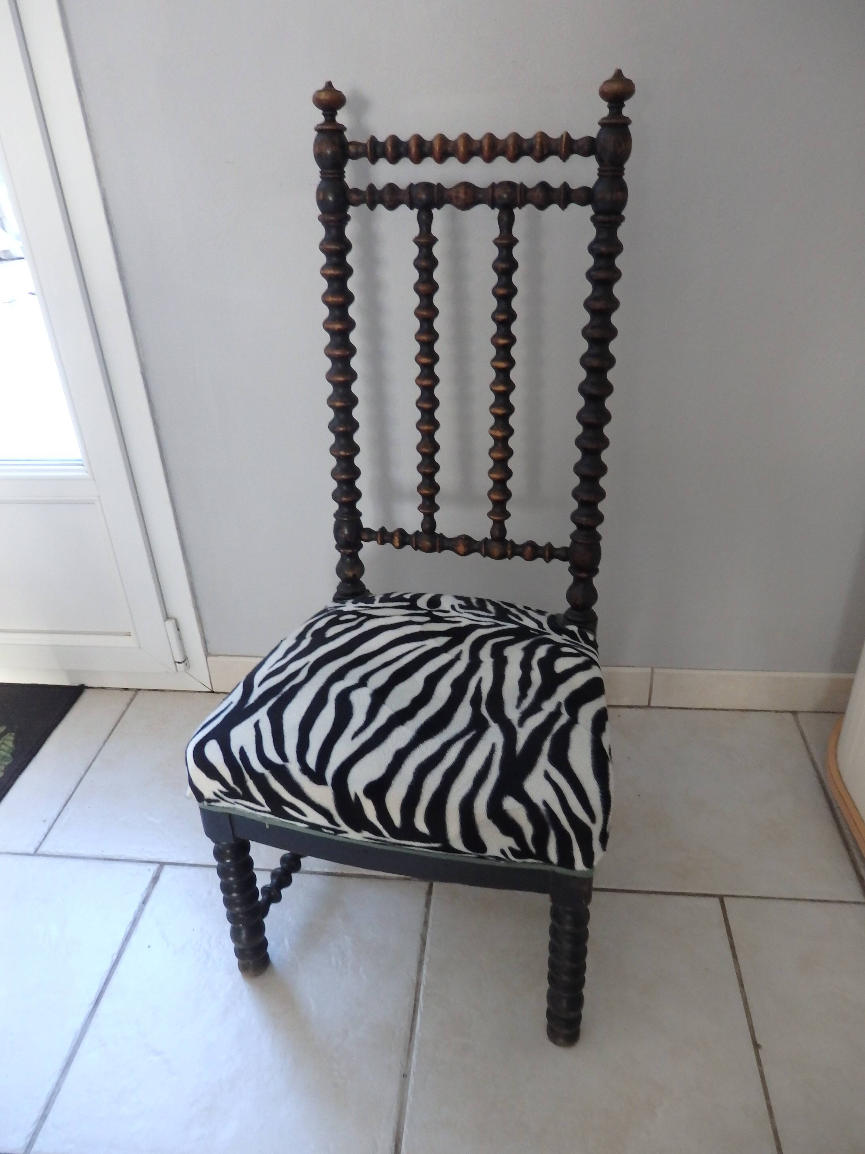 Napoleon nurse chair