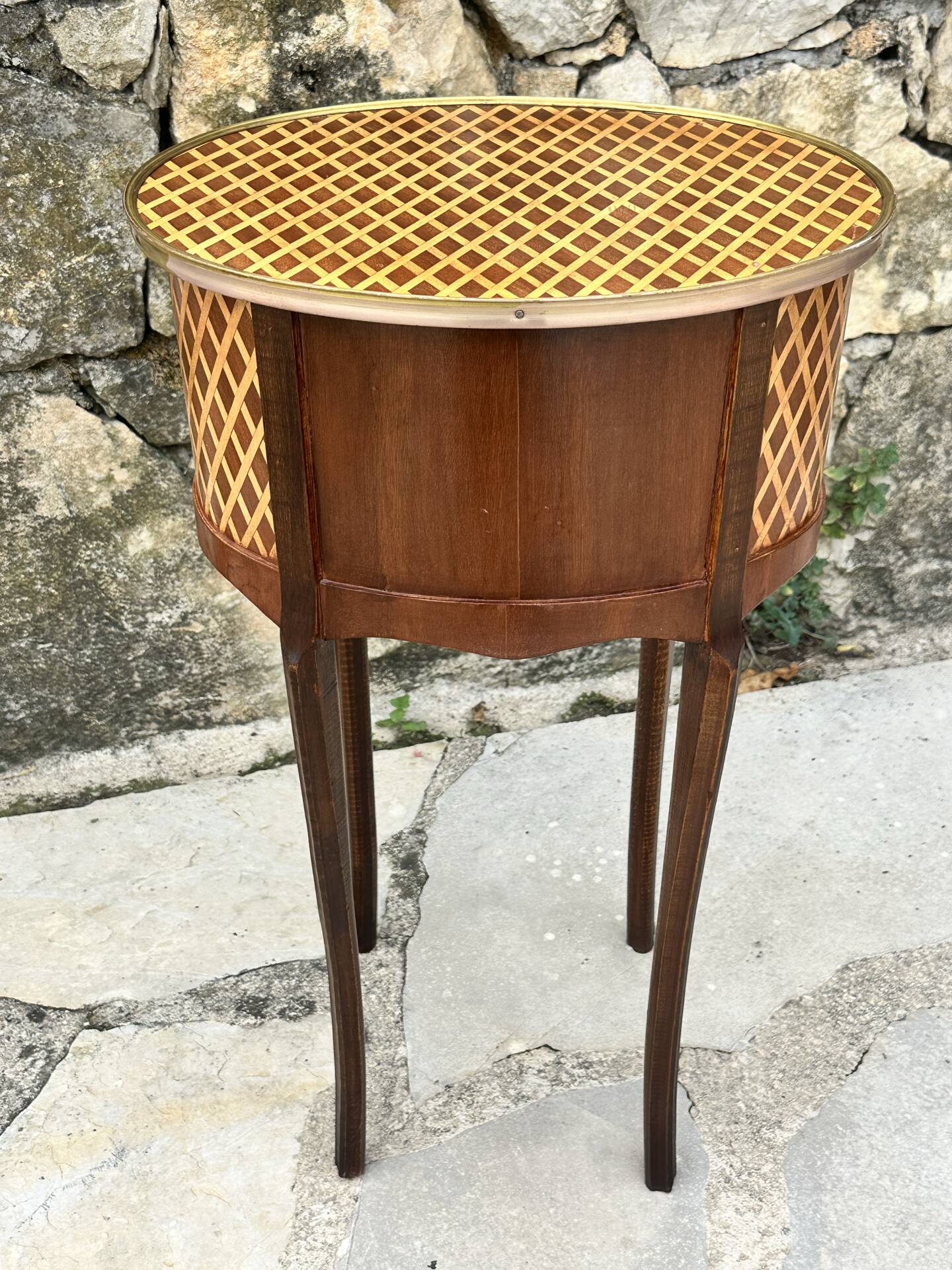 Chiffonier table or folding table in precious wood marquetry.