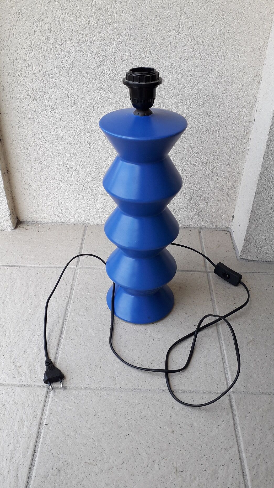Pied de lampe bleu