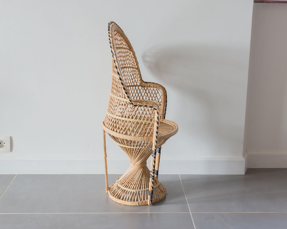 Emmanuelle armchair child