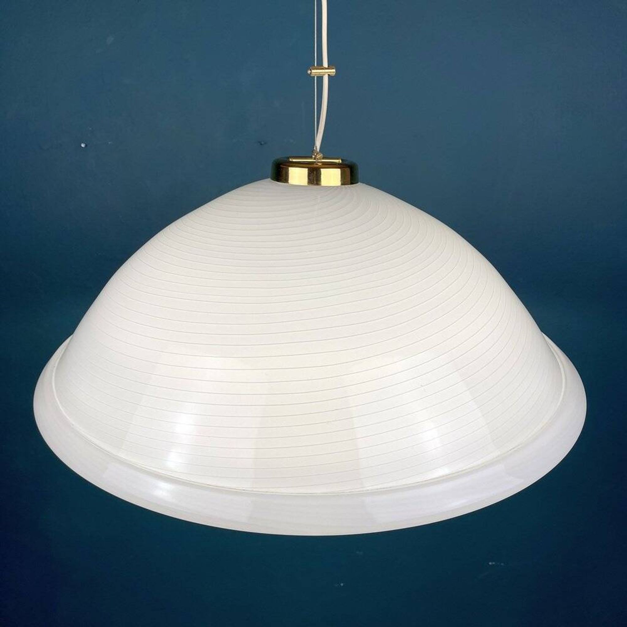 Large swirling Italian Murano glass pendant lamp, 1980s.