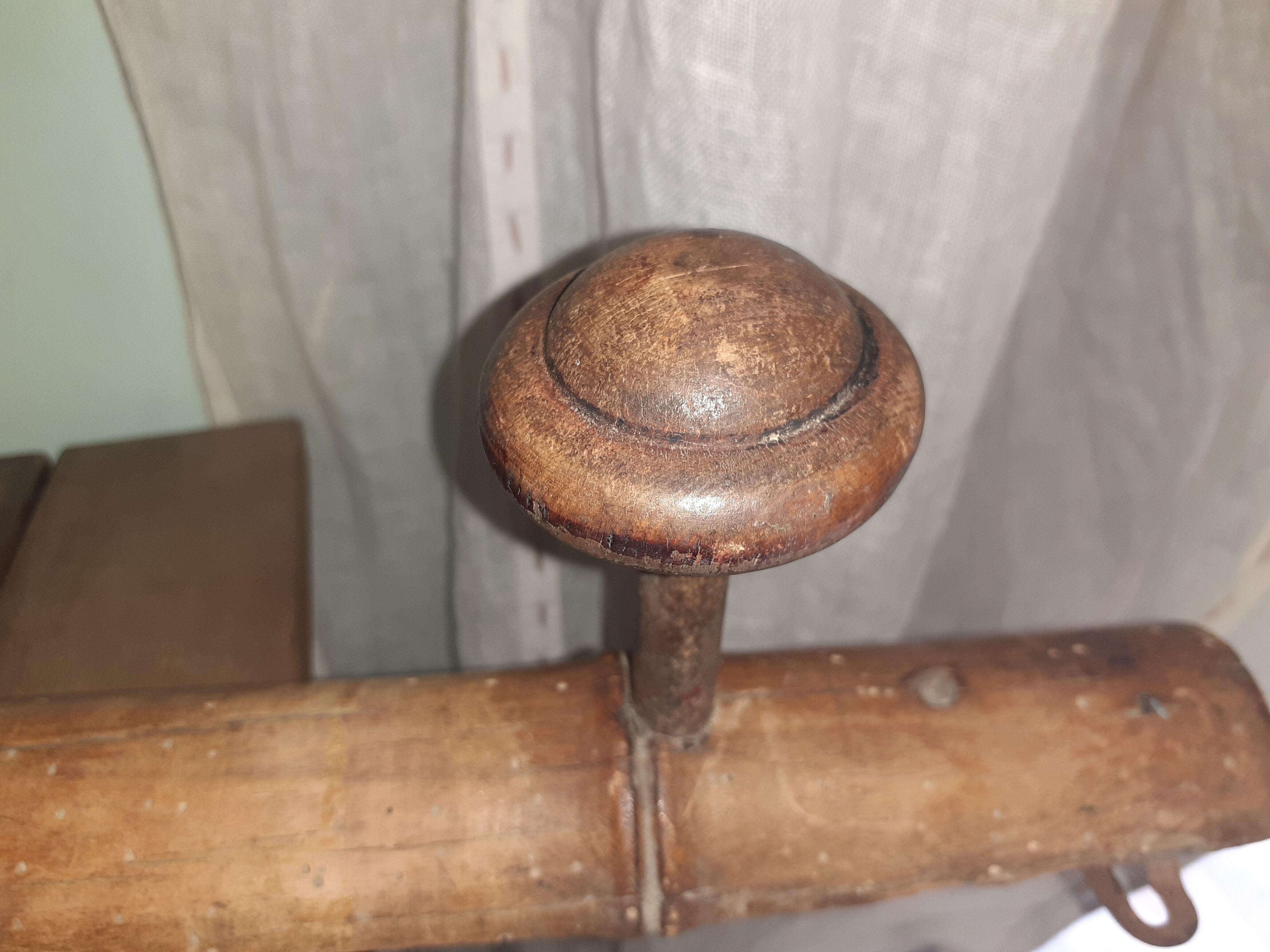 Coat rack 3 patères, wooden - Vintage bamboo shape