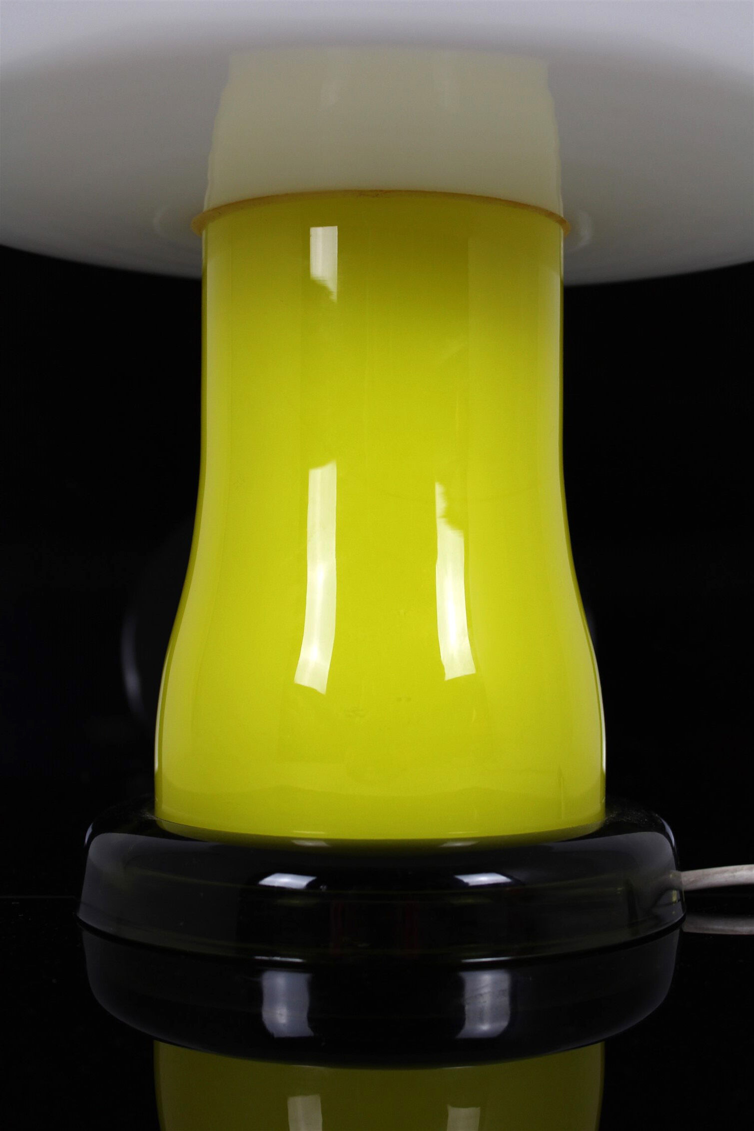 Glass mushroom table lamp from VEB Görlitz, 1970