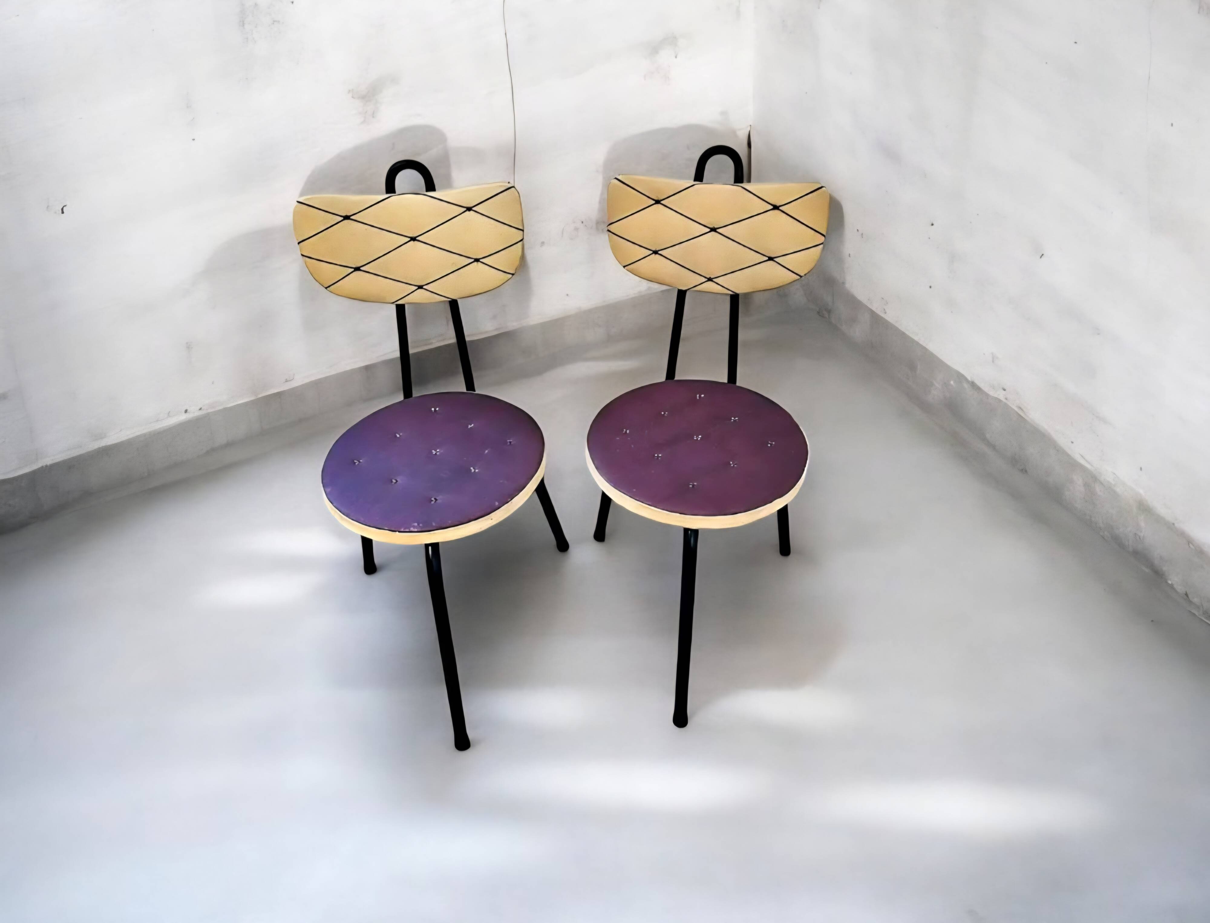 Renovated metal chairs – graphic lines & semi-circular backrest