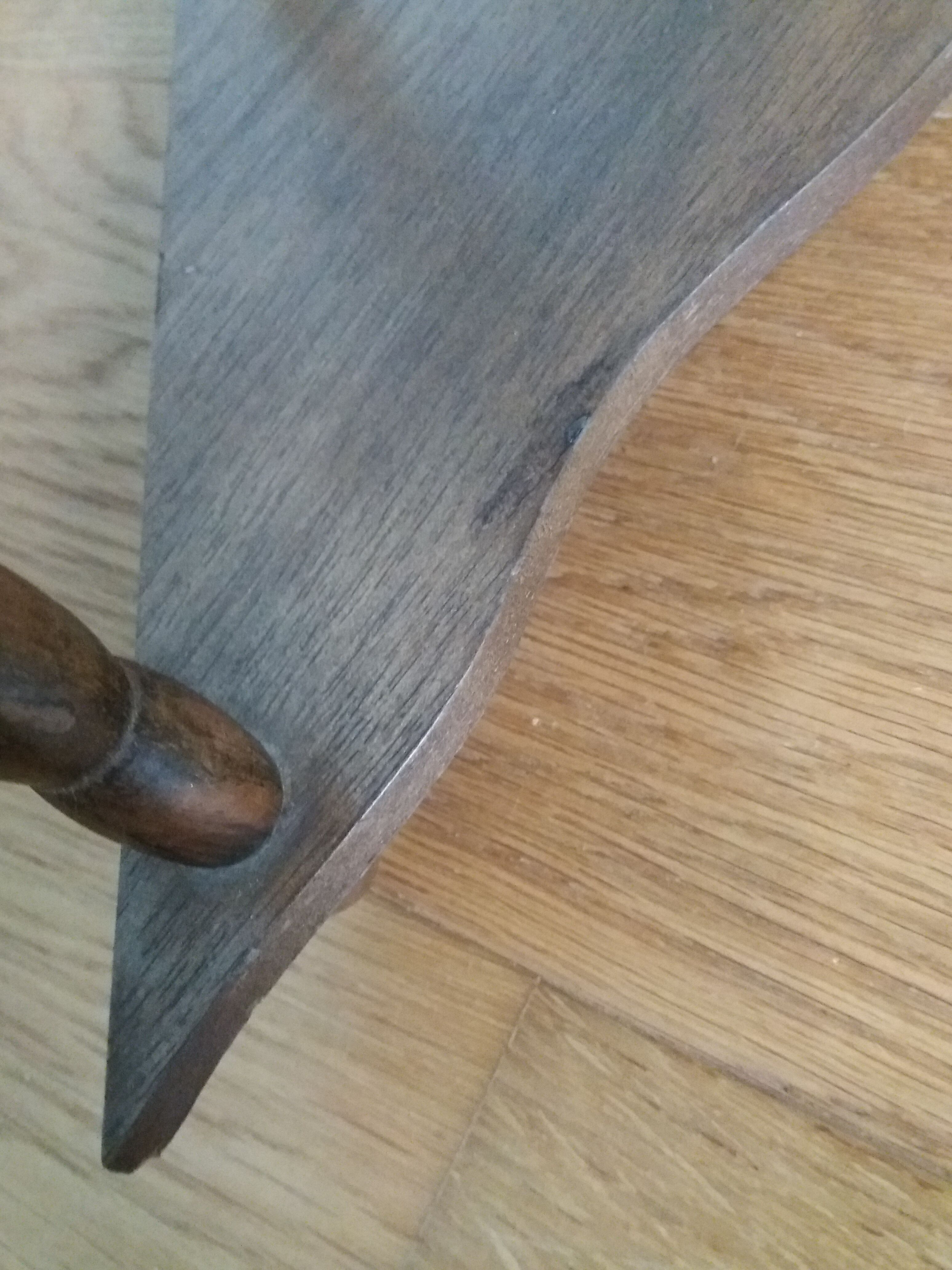 Hanging corner wall shelf