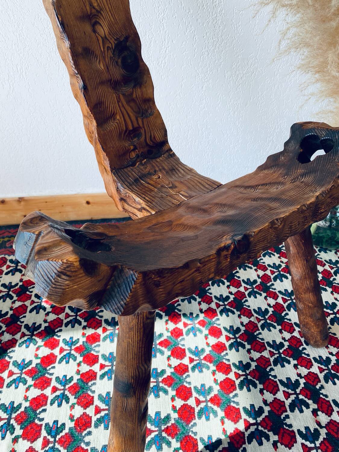 Antique tripod chair