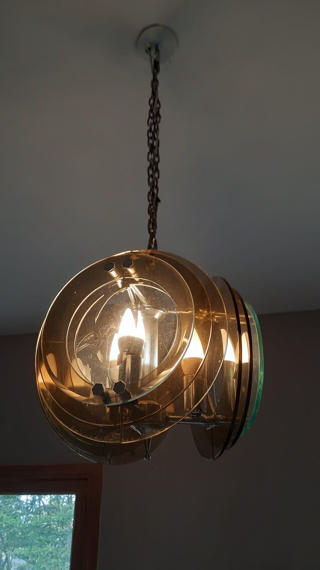 Suspension chrome et verre