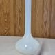 Vase soliflore en verre opalin blanc  26 cm opaline blanche