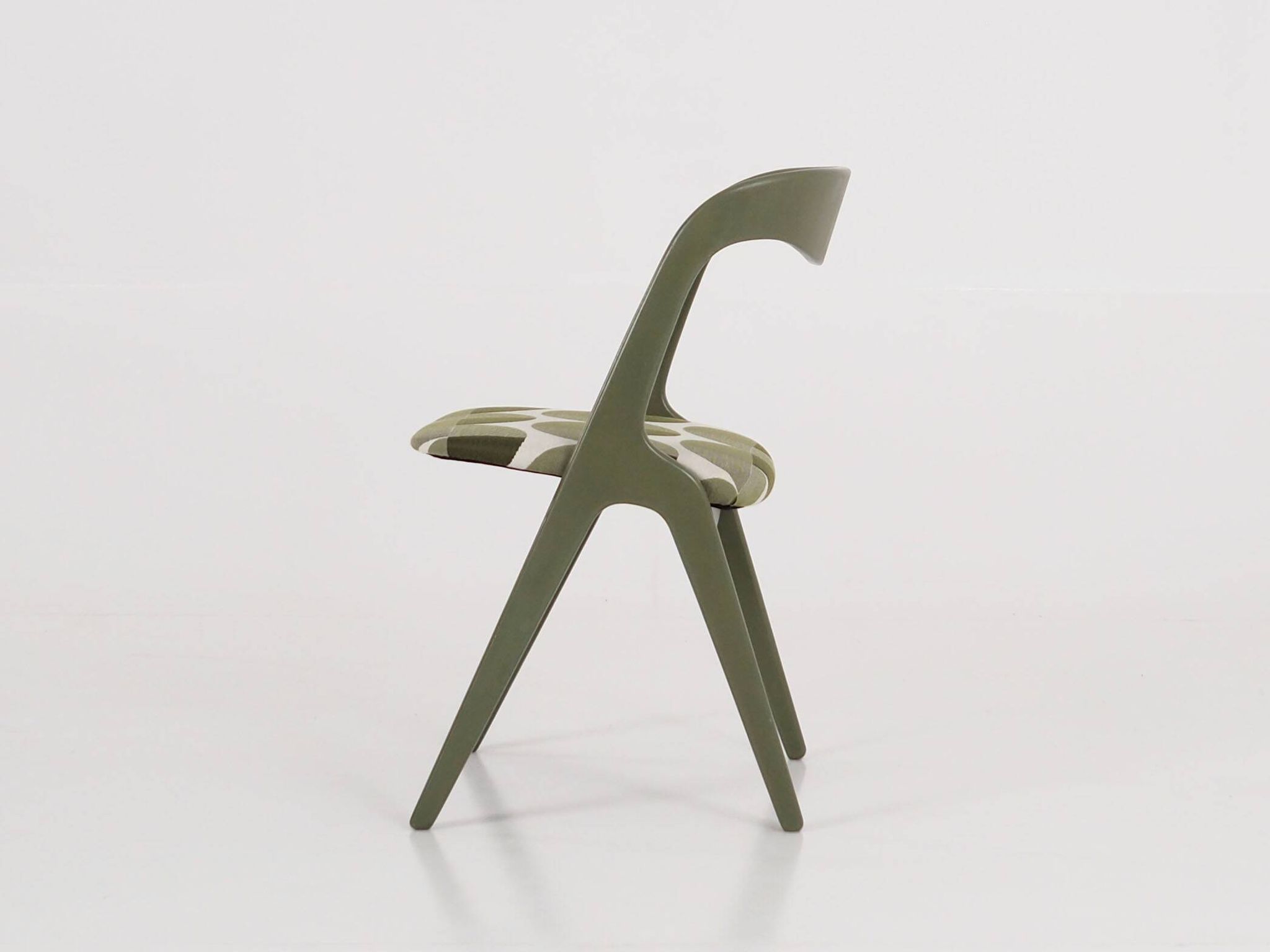 Chaise verte, design danois, années 1970, production : Danemark