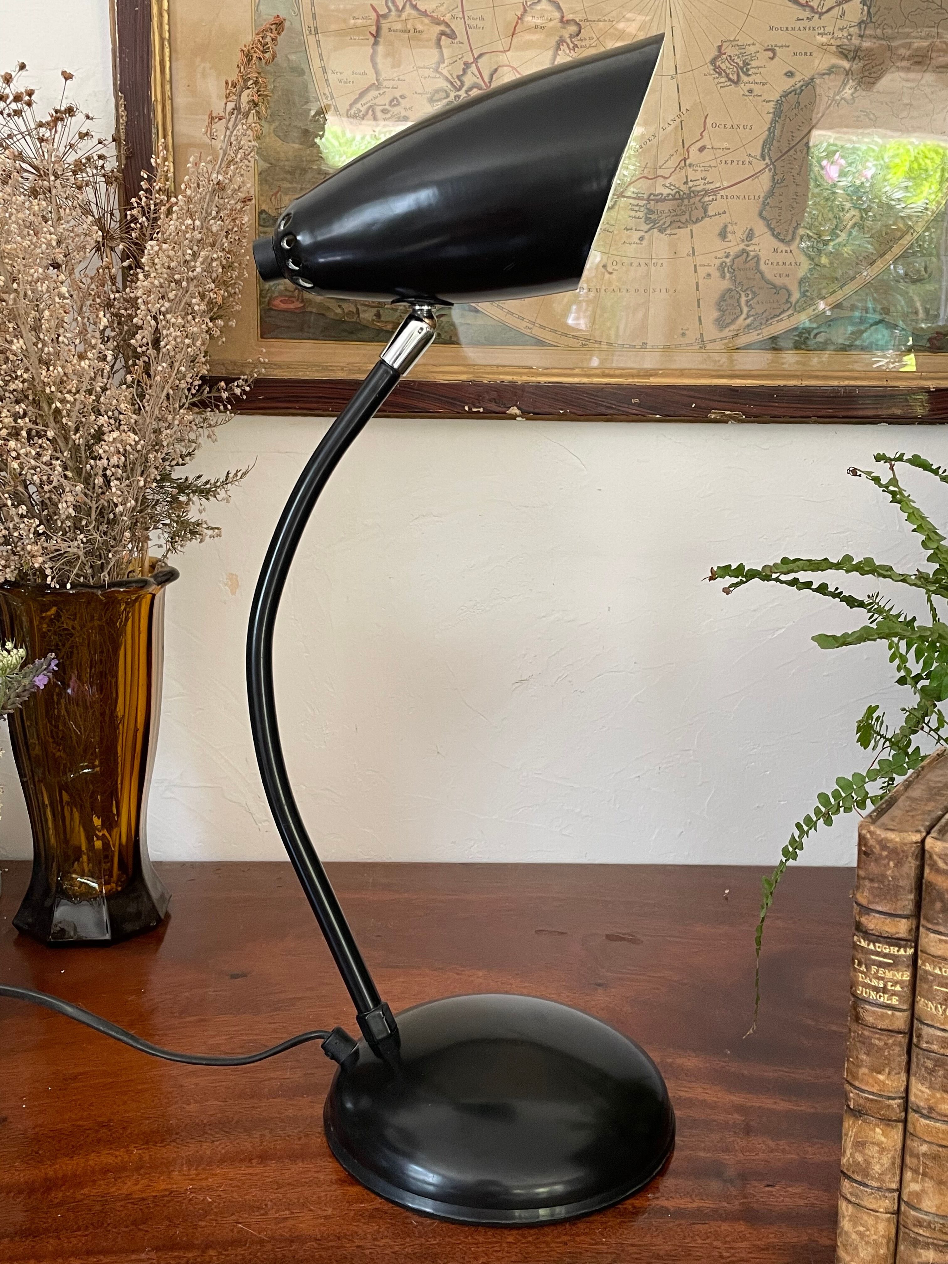 Lampe de bureau aluminor vintage