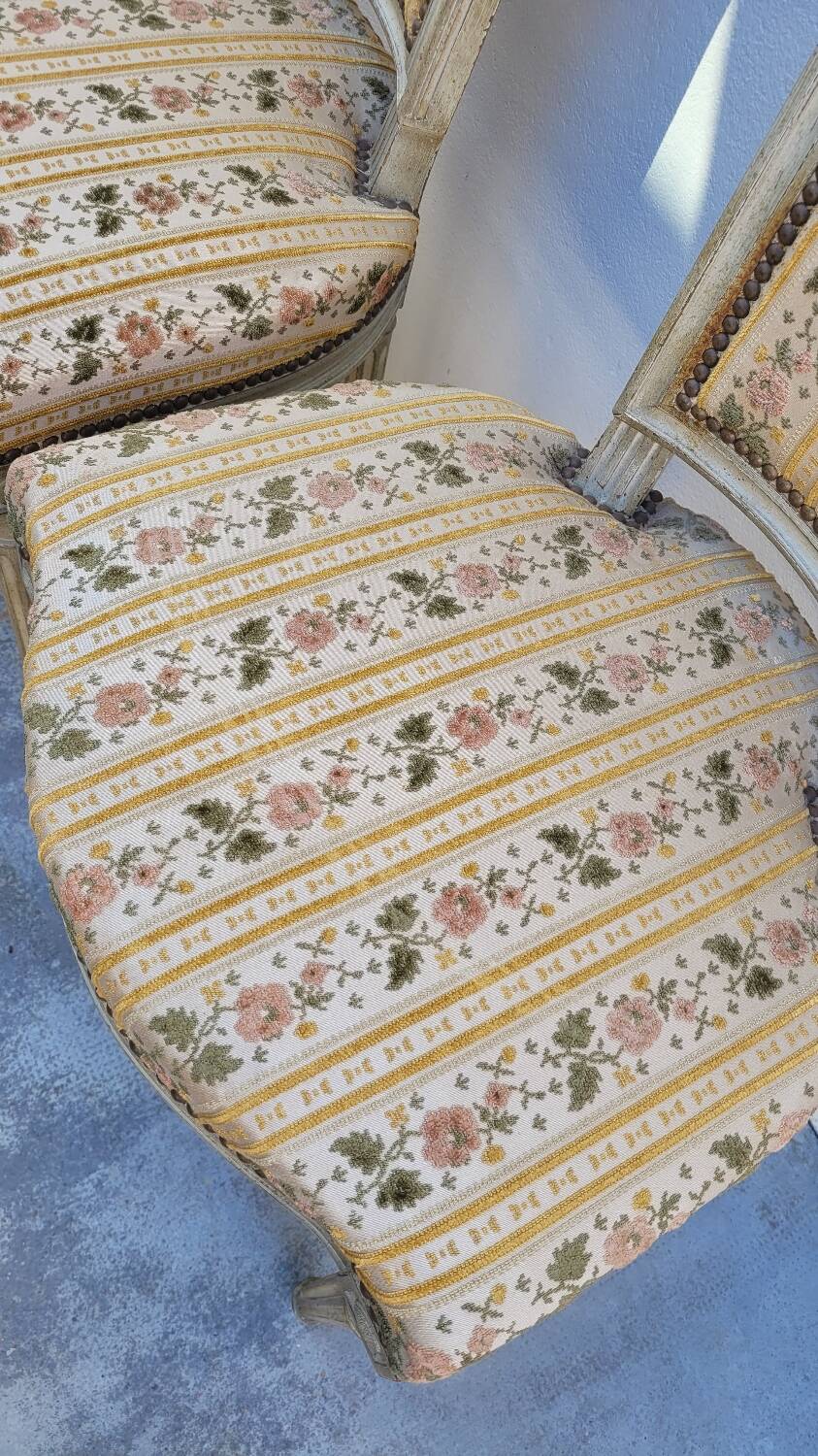 Series of 4 old Louis XVI style chairs