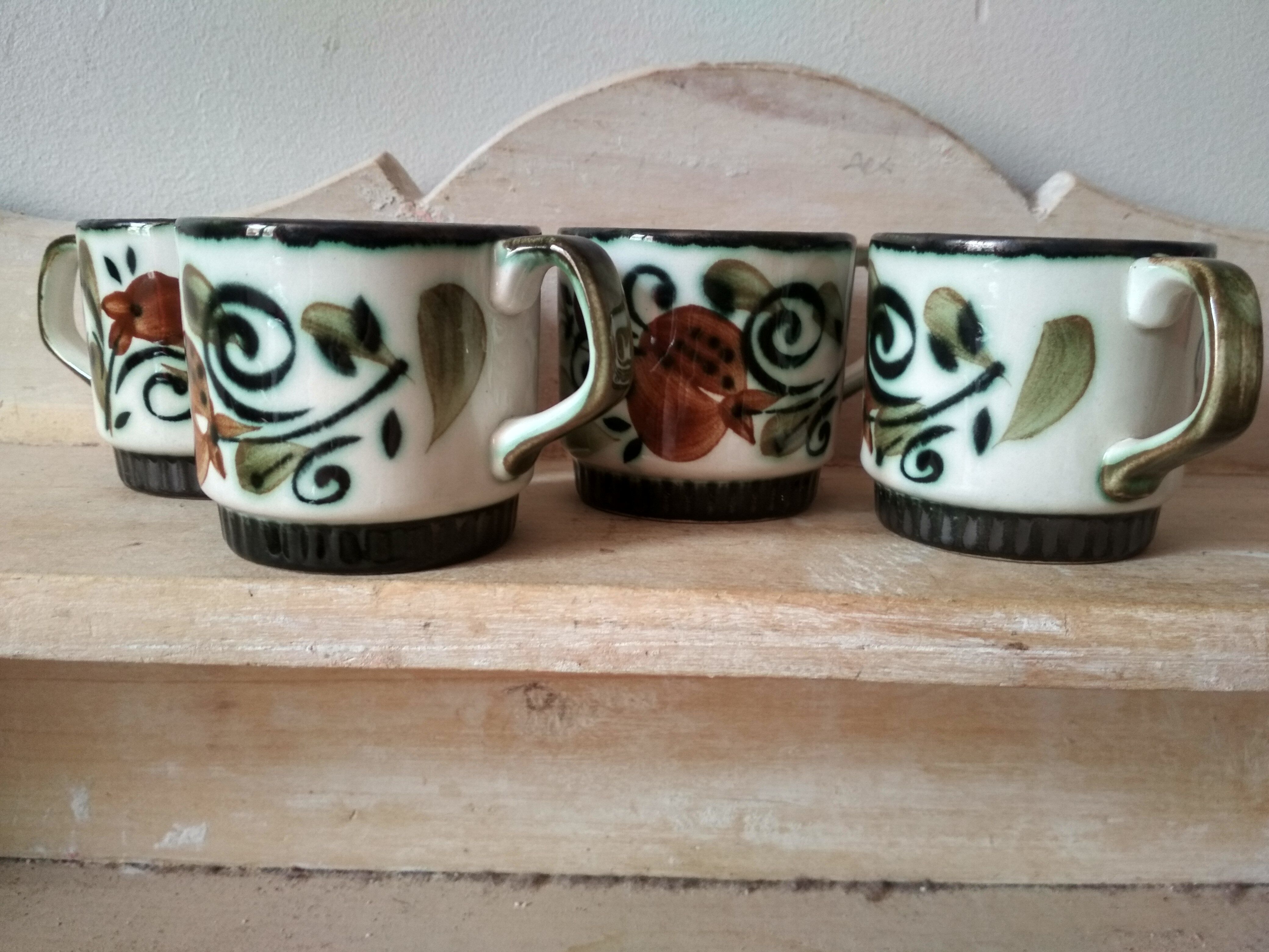Set of 4 tea or coffee cups, Boch ceramic, Argenteuil series from the 60s