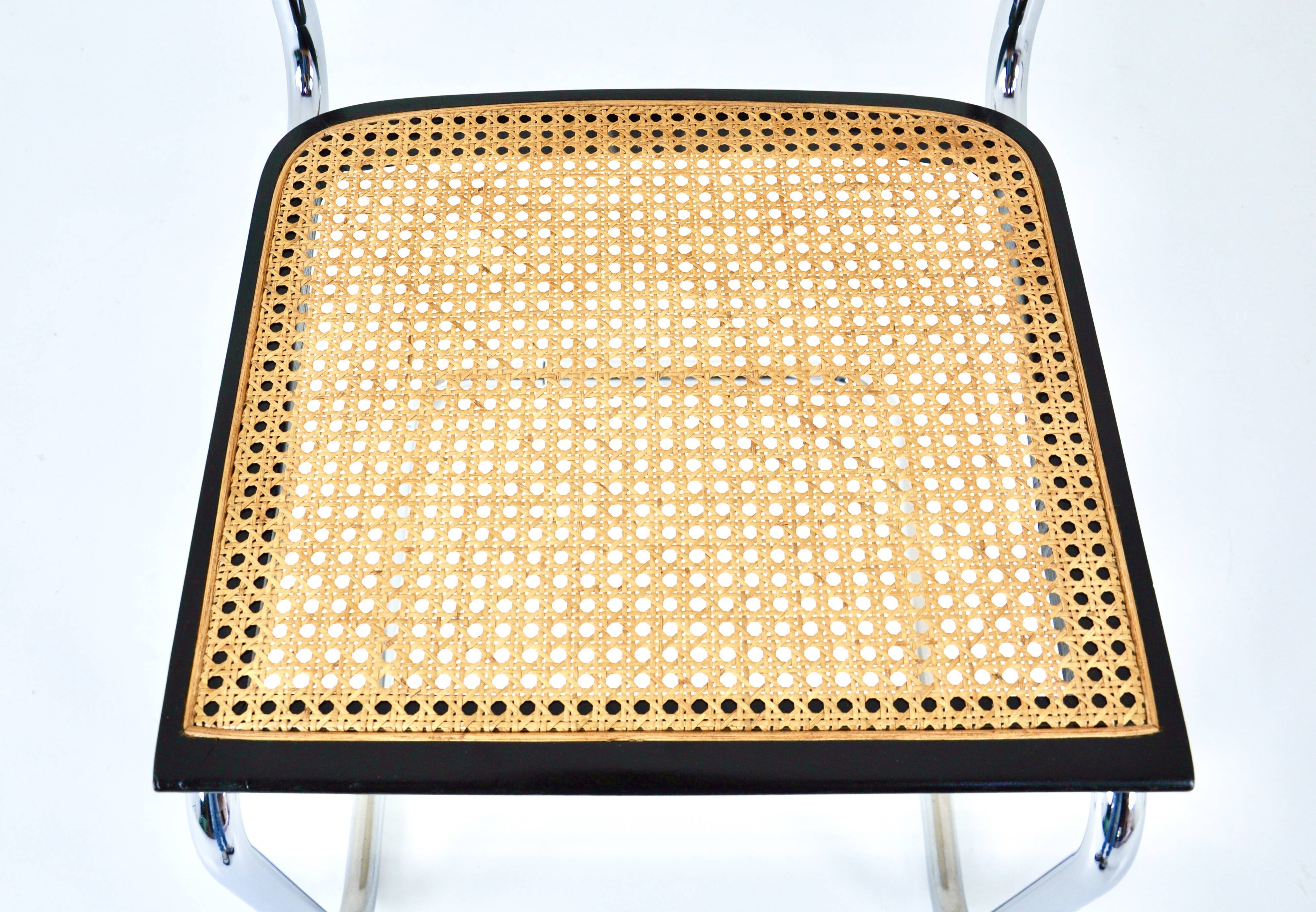 Set of 8 Style B32 dining room chairs by Marcel Breuer