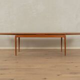 Sitting height 43 cm
