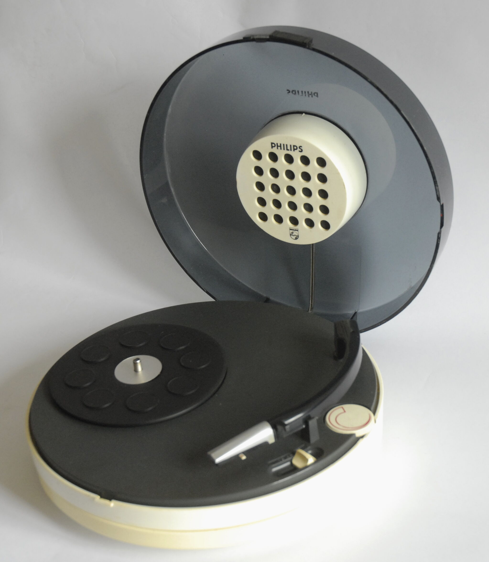 Turntable record player Philips curling-70s