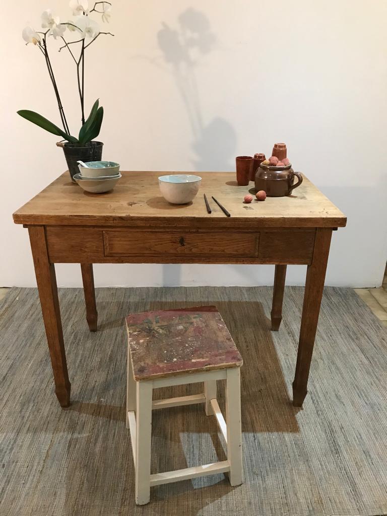 Firm table desk in raw solid oak vintage