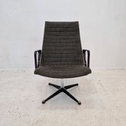 Chaise modèle EA 116 par Eames pour Herman Miller, 1960