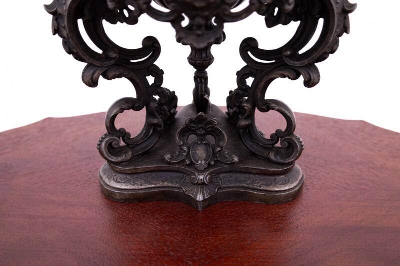 Paire de lampes à huile en bronze, France, vers 1880.