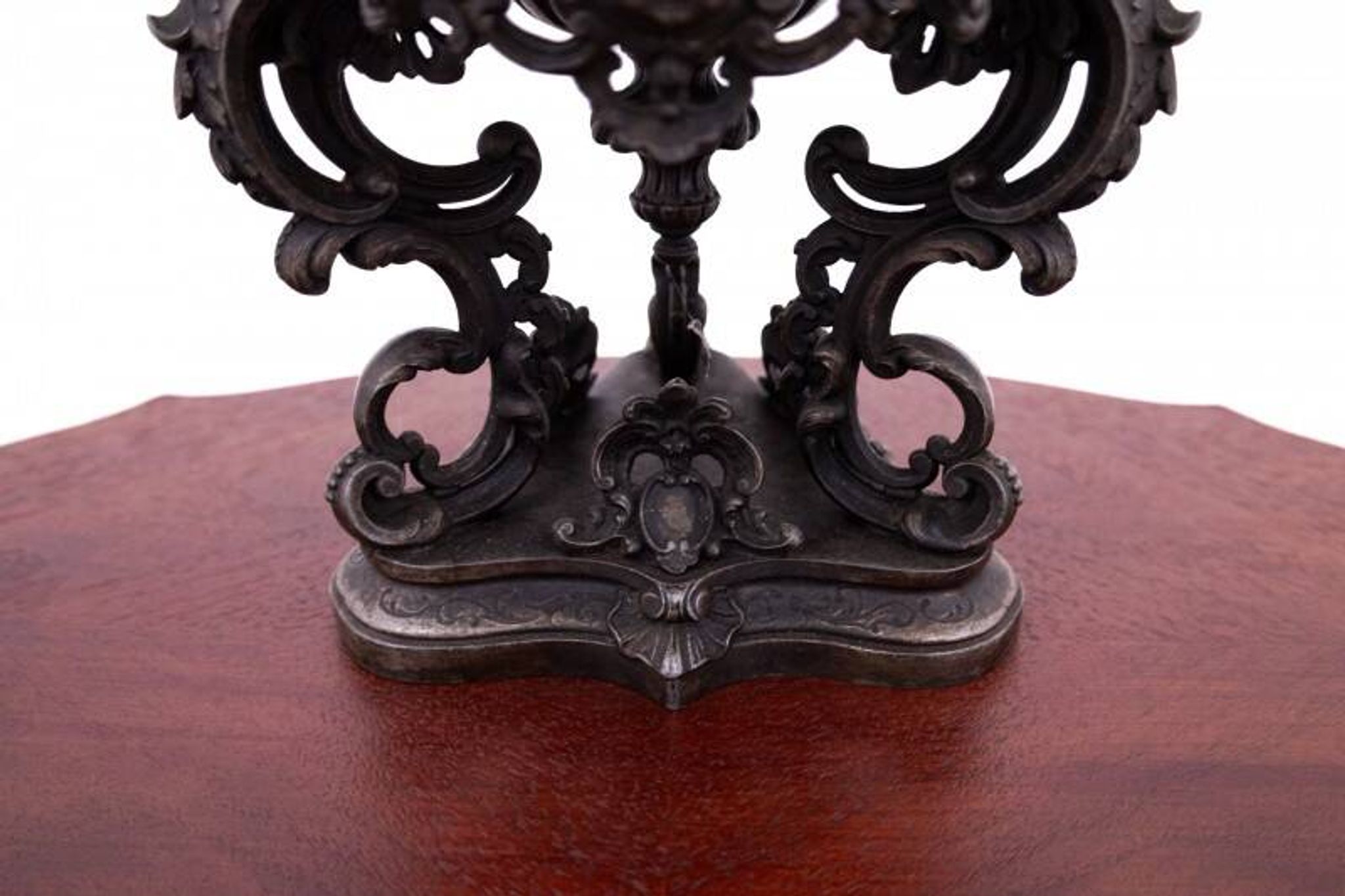 Pair of bronze oil lamps, France, circa 1880.
