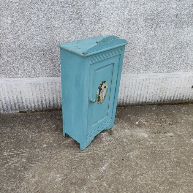 Parisian doll wardrobe