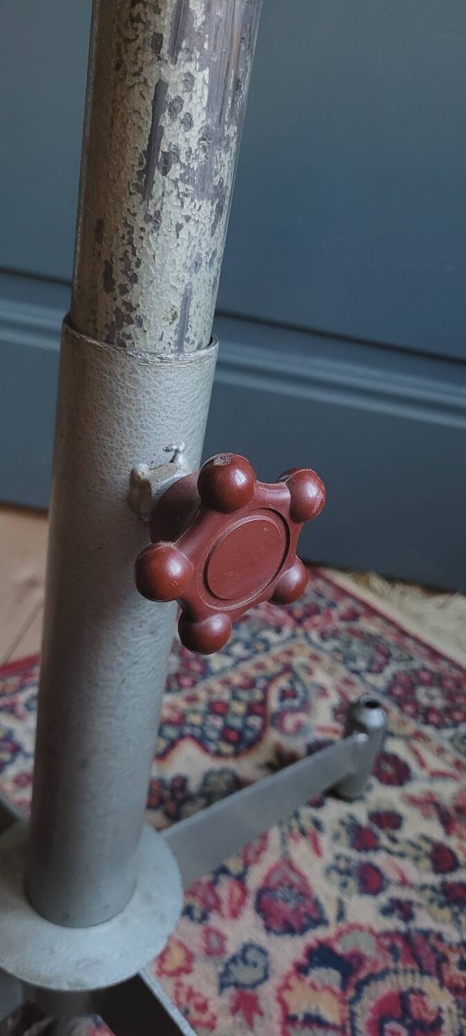 Architect's chair