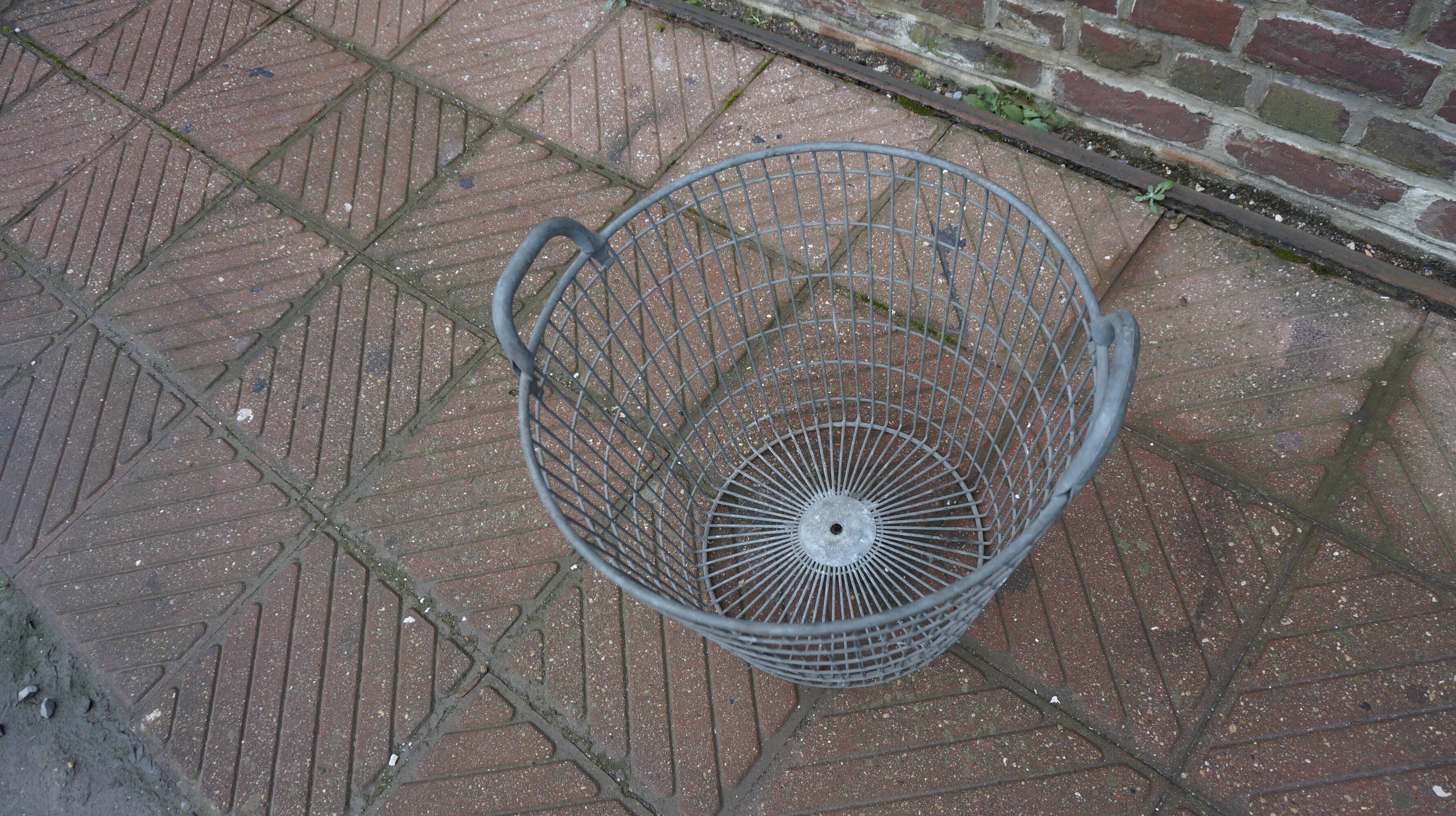 Metal basket