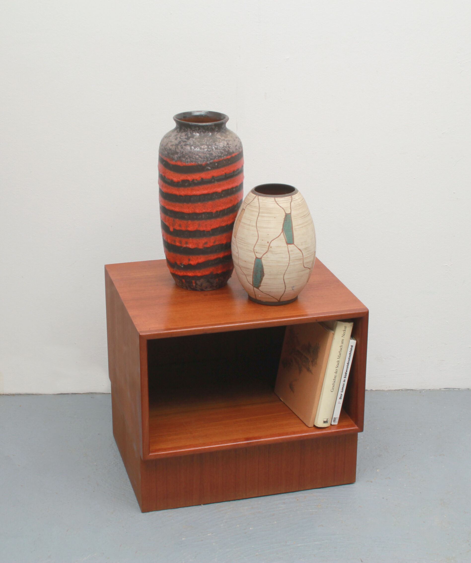 1960s nightstand i teak