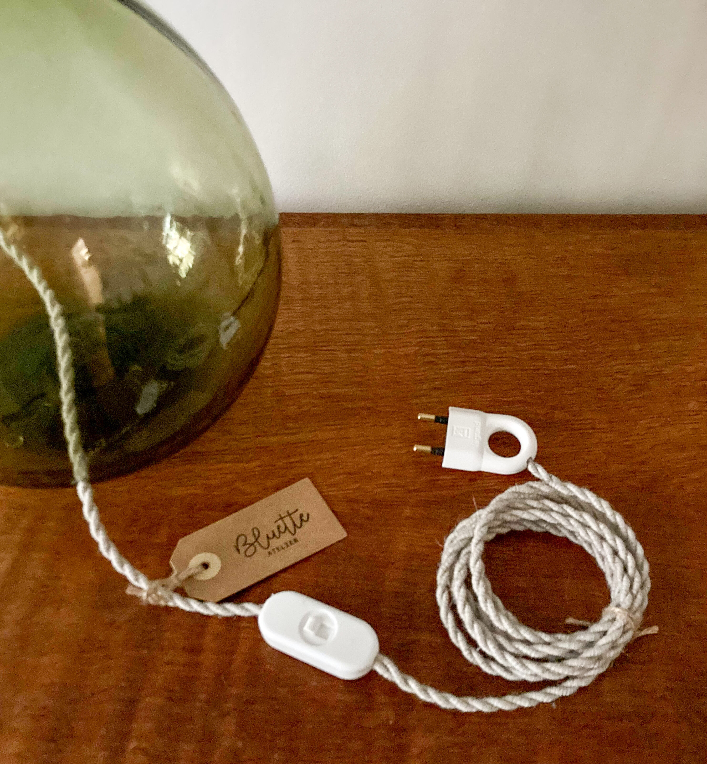 Lamp lady jeanne and rabane