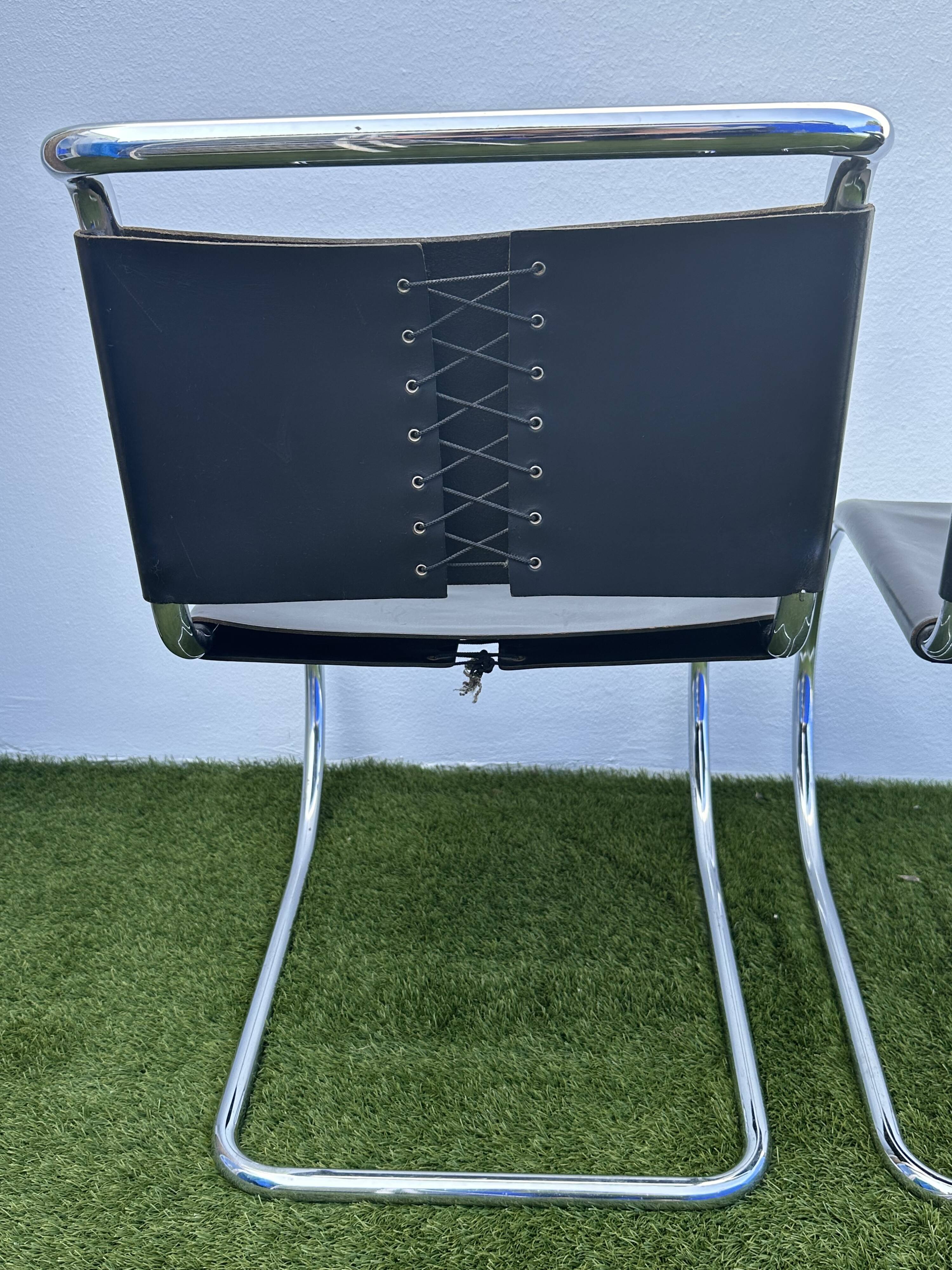 Pair of MR 10 chairs with Mies Van der Rohe laces, Knoll International