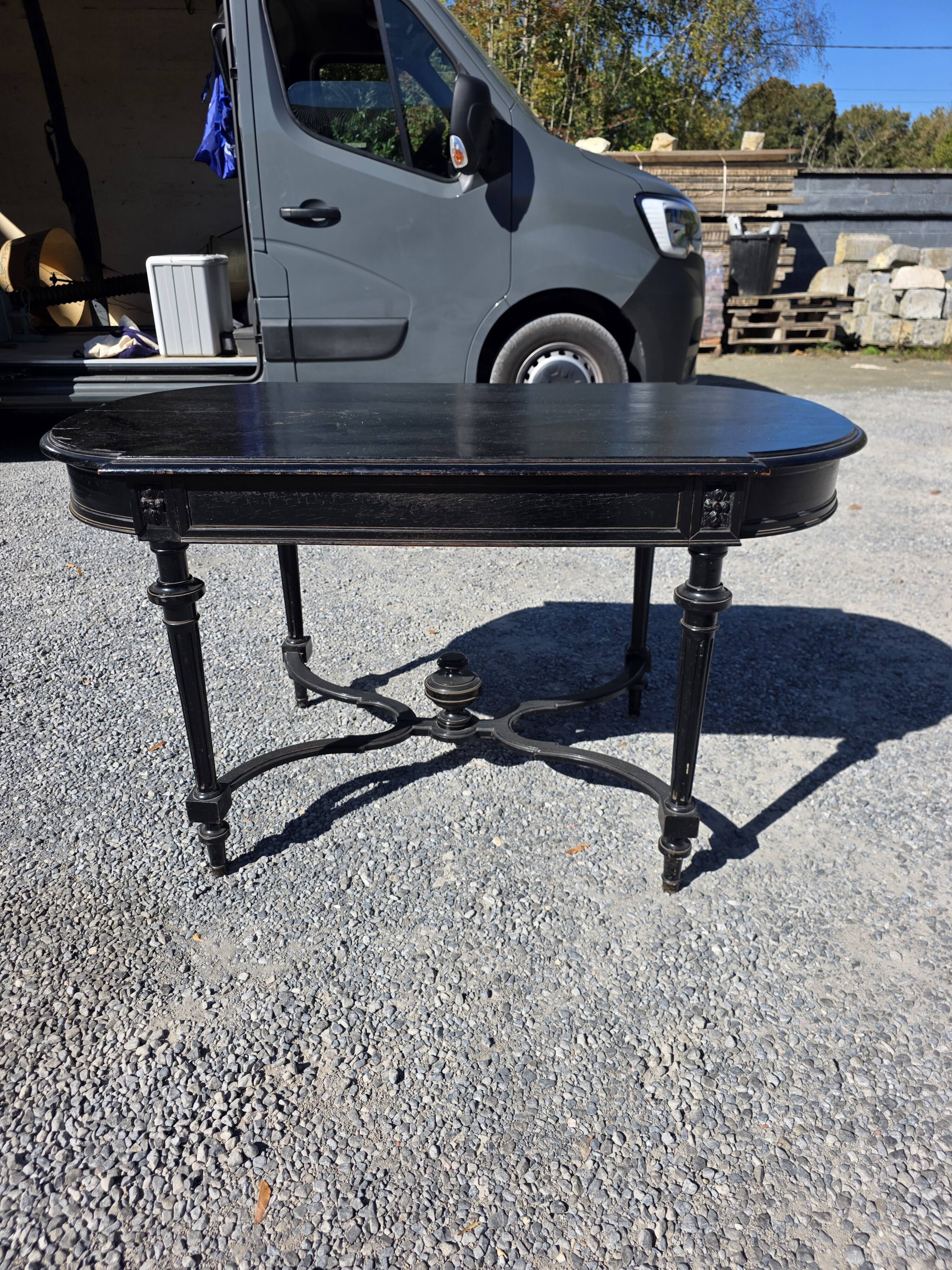 Napoleon III oak table