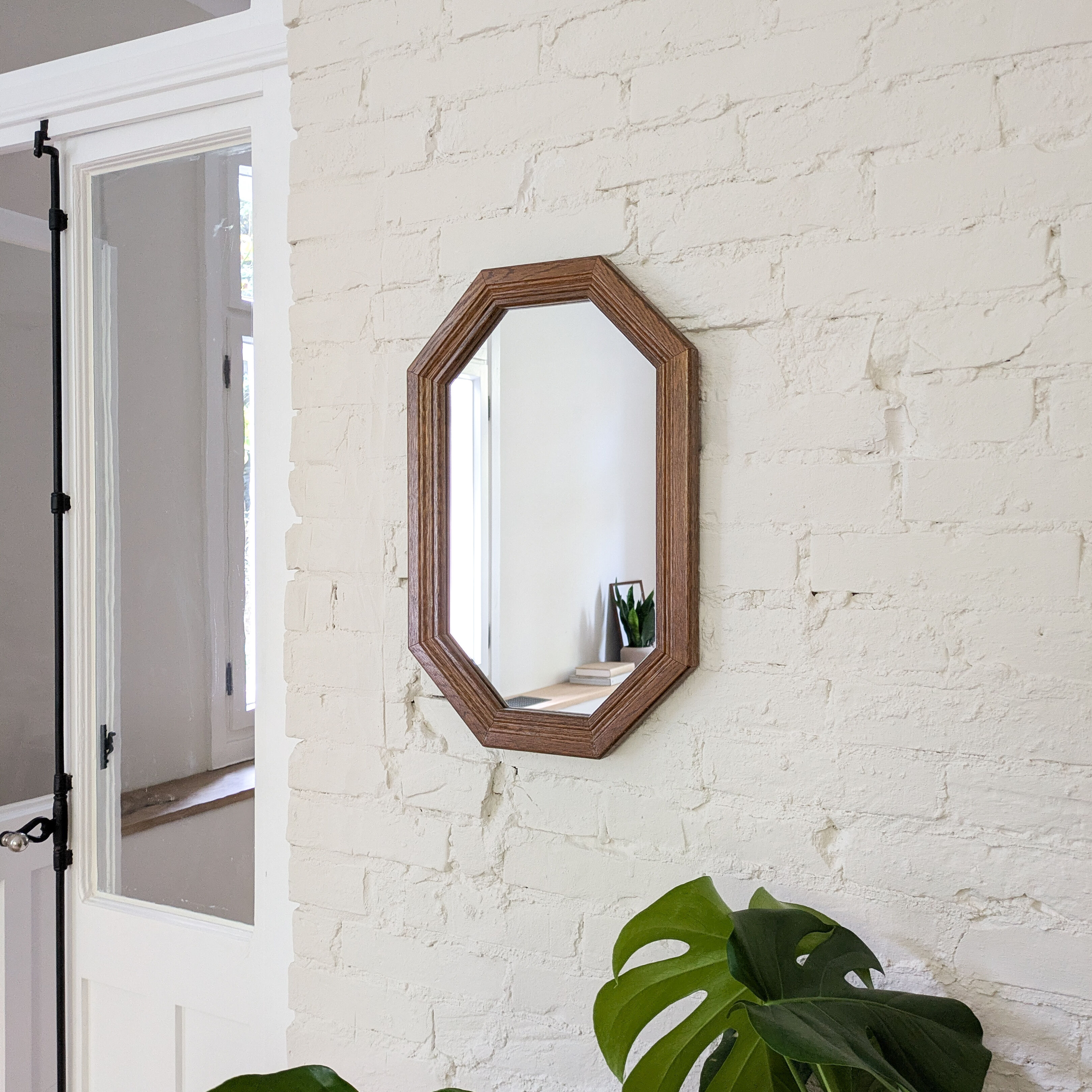 Miroir vintage octogonal en bois massif, style rustique ou entrée rétro