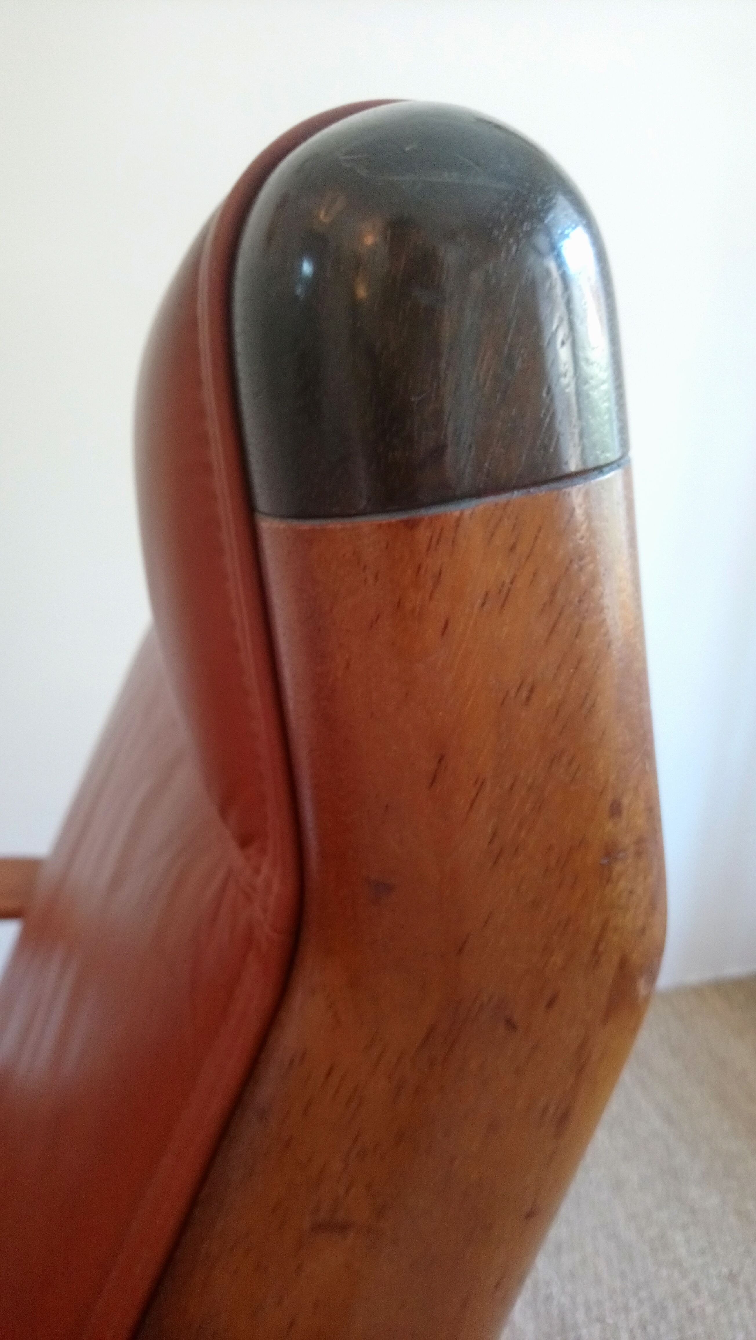 Leather "Everest" chair by AG Barcelona