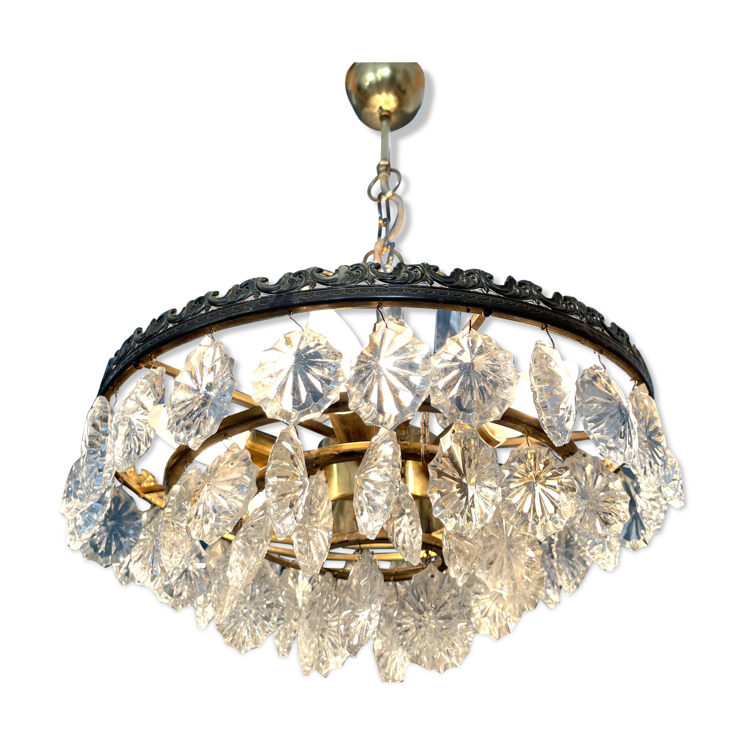 Brass chandelier and glass tassels, 3 floors, 6 burners