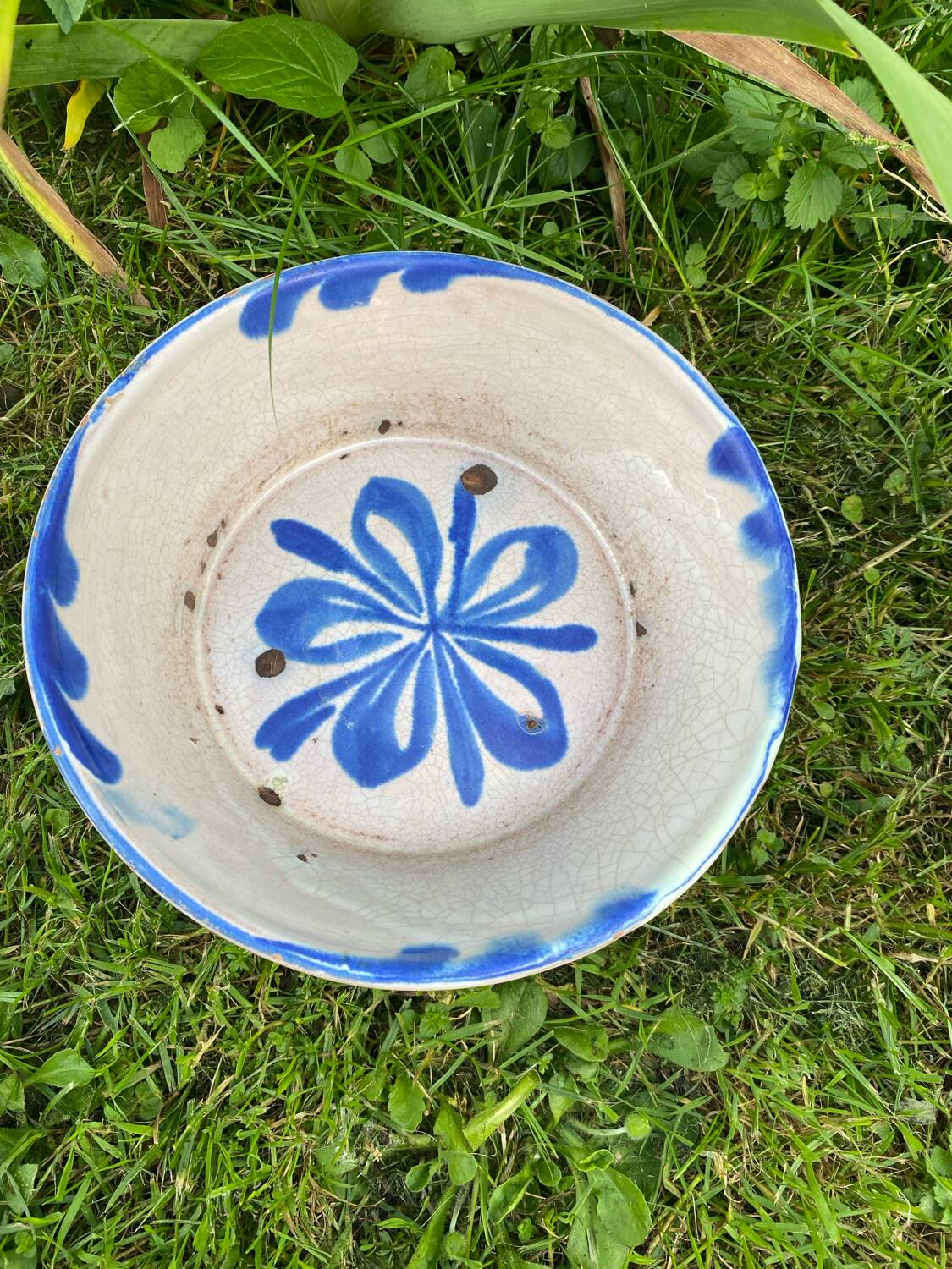 Vase, pocket or bowl, Andalusian ceramic 1900, 1930