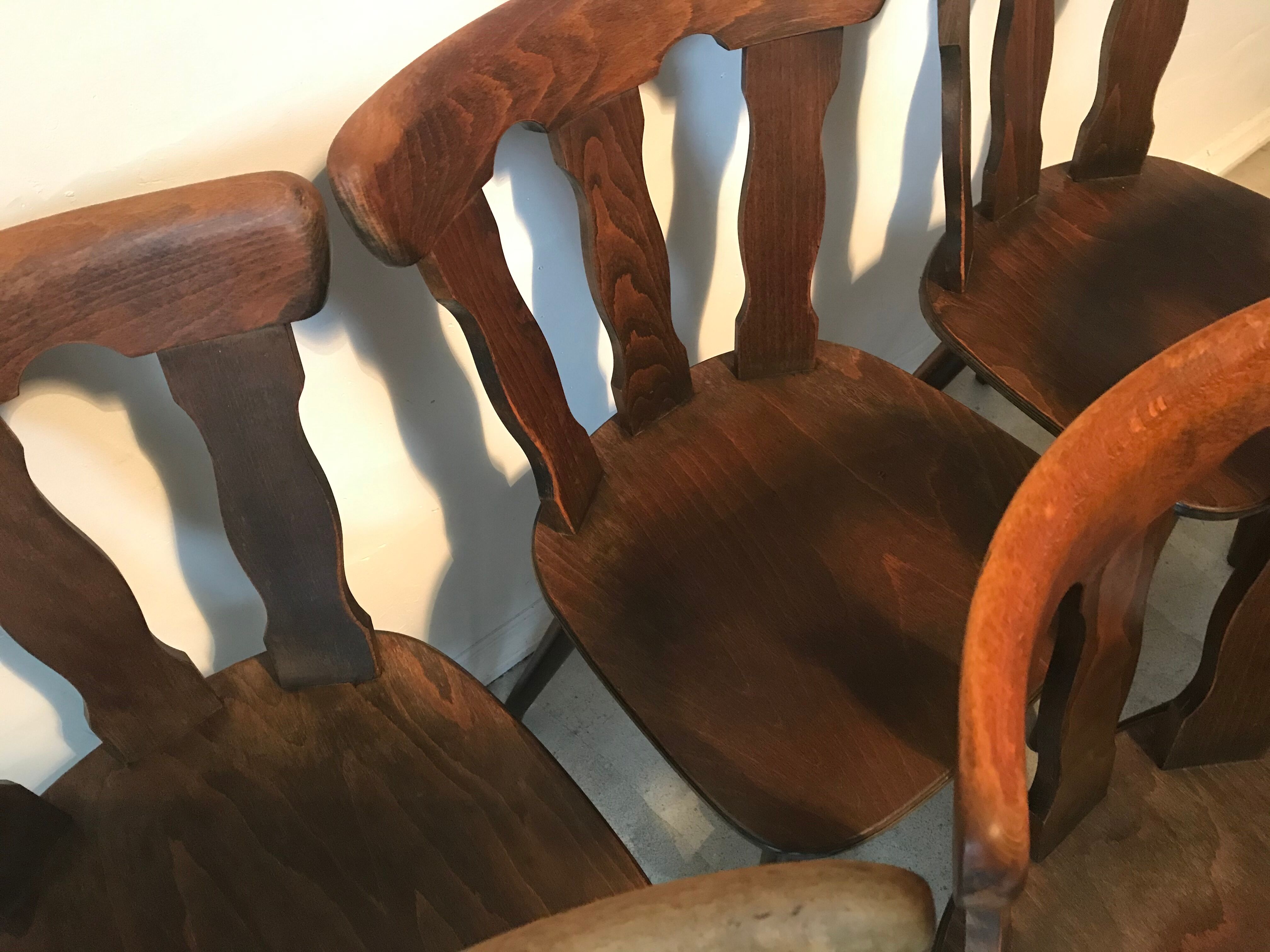 Lot of 6 chairs vintage bistro compass feet