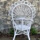 Fauteuil en rotin blanc Emmanuelle Peacock 1970