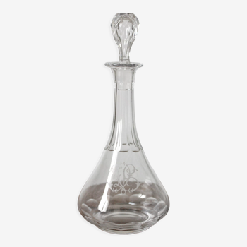 Carafe à liqueur ancienne en cristal monogramme gravé et côtes plates