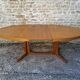 Baumann oval table
