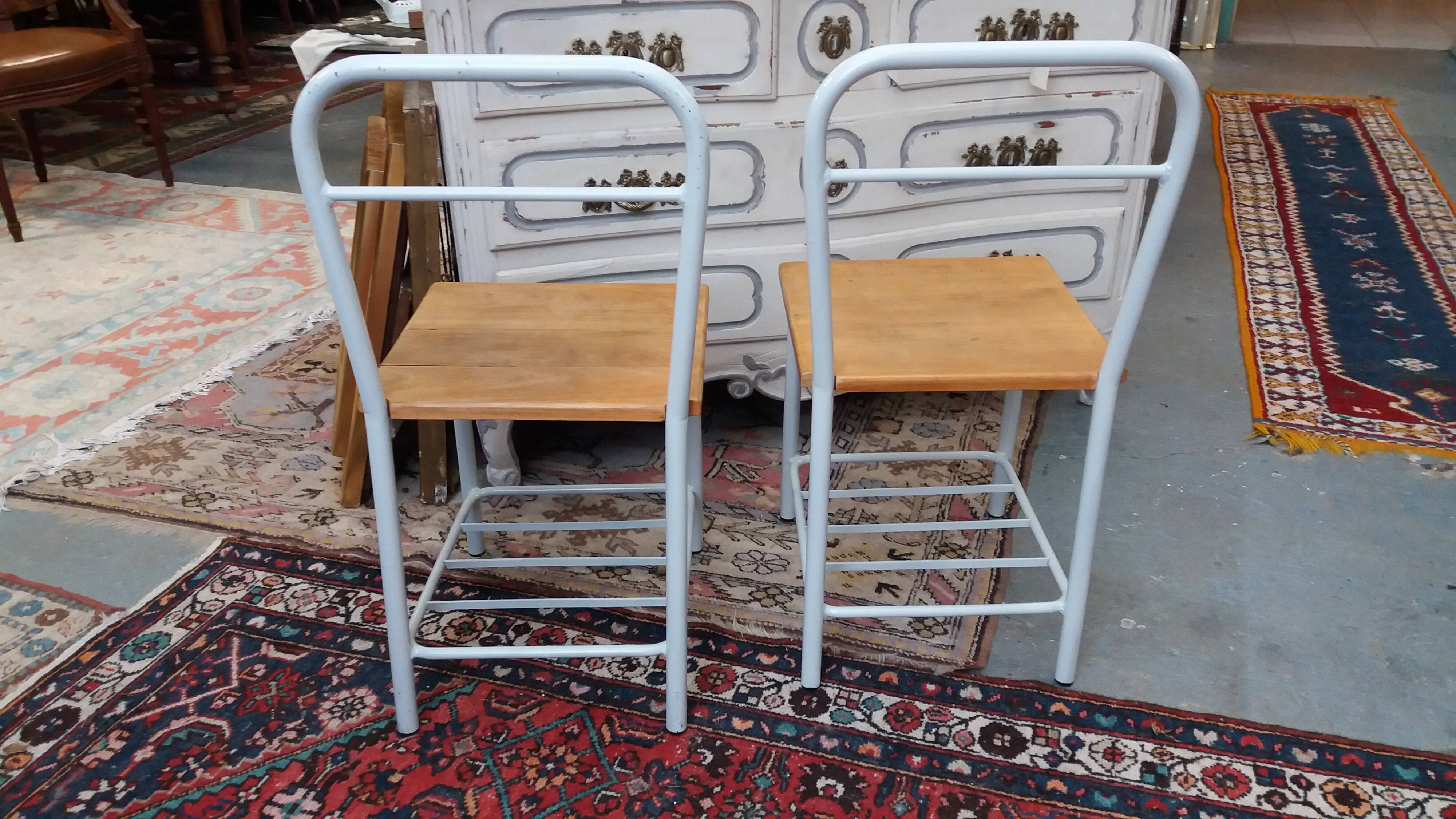 Paire de chaises en fer années 50
