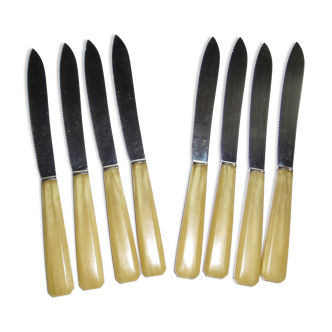 Set of 8 vintage knives