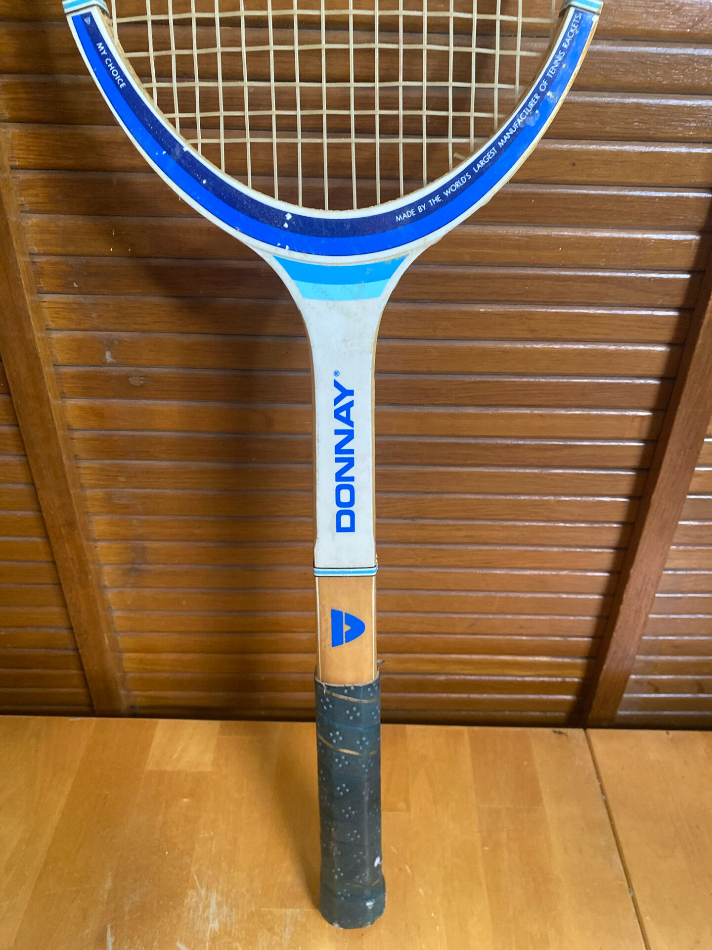 Vintage DONNAY Lady Flex Wooden Tennis Racket #E193