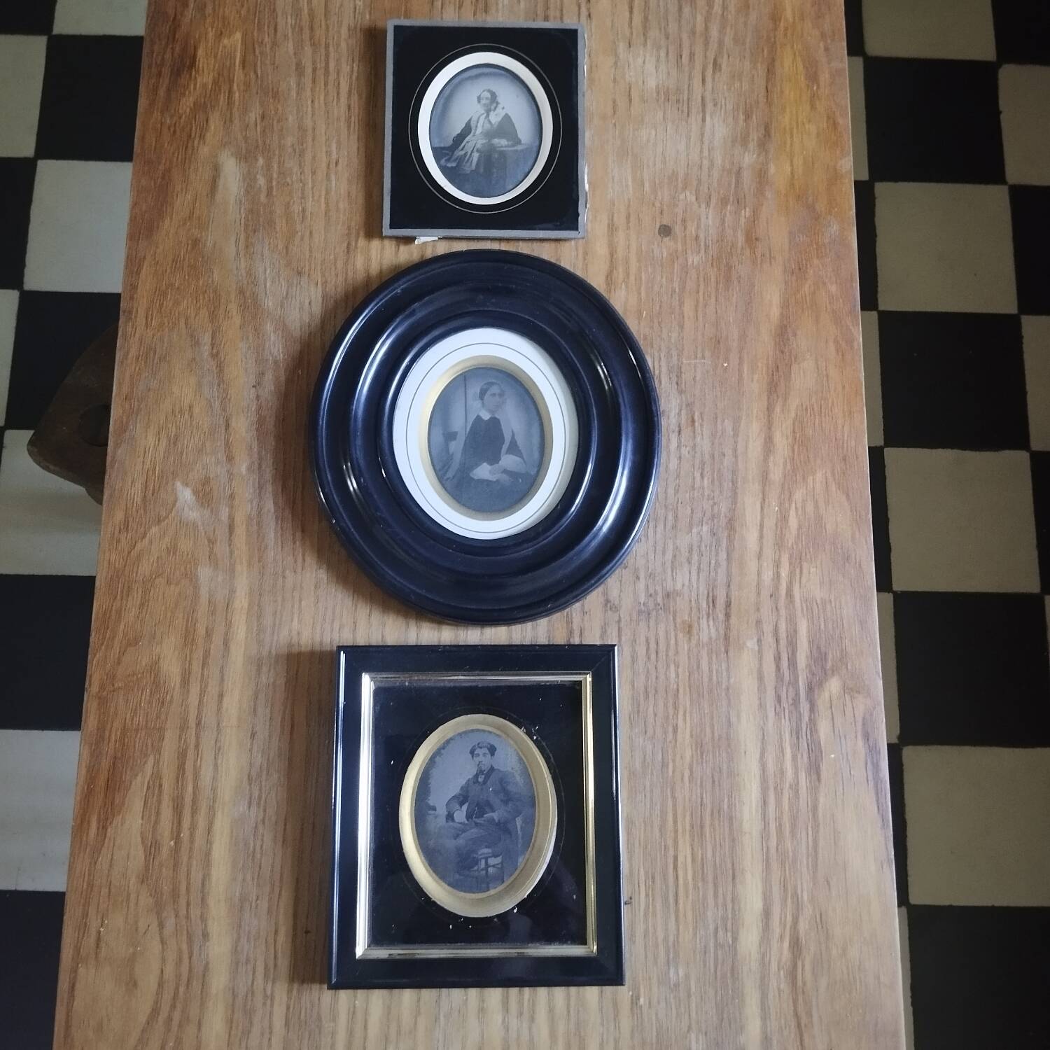 Lot of old 19th century photographs