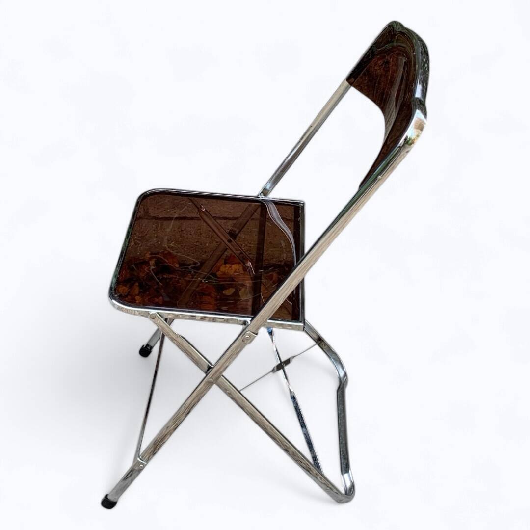 6 chaises pliantes en Plexiglas fumé et métal chrome Chaisor 1970