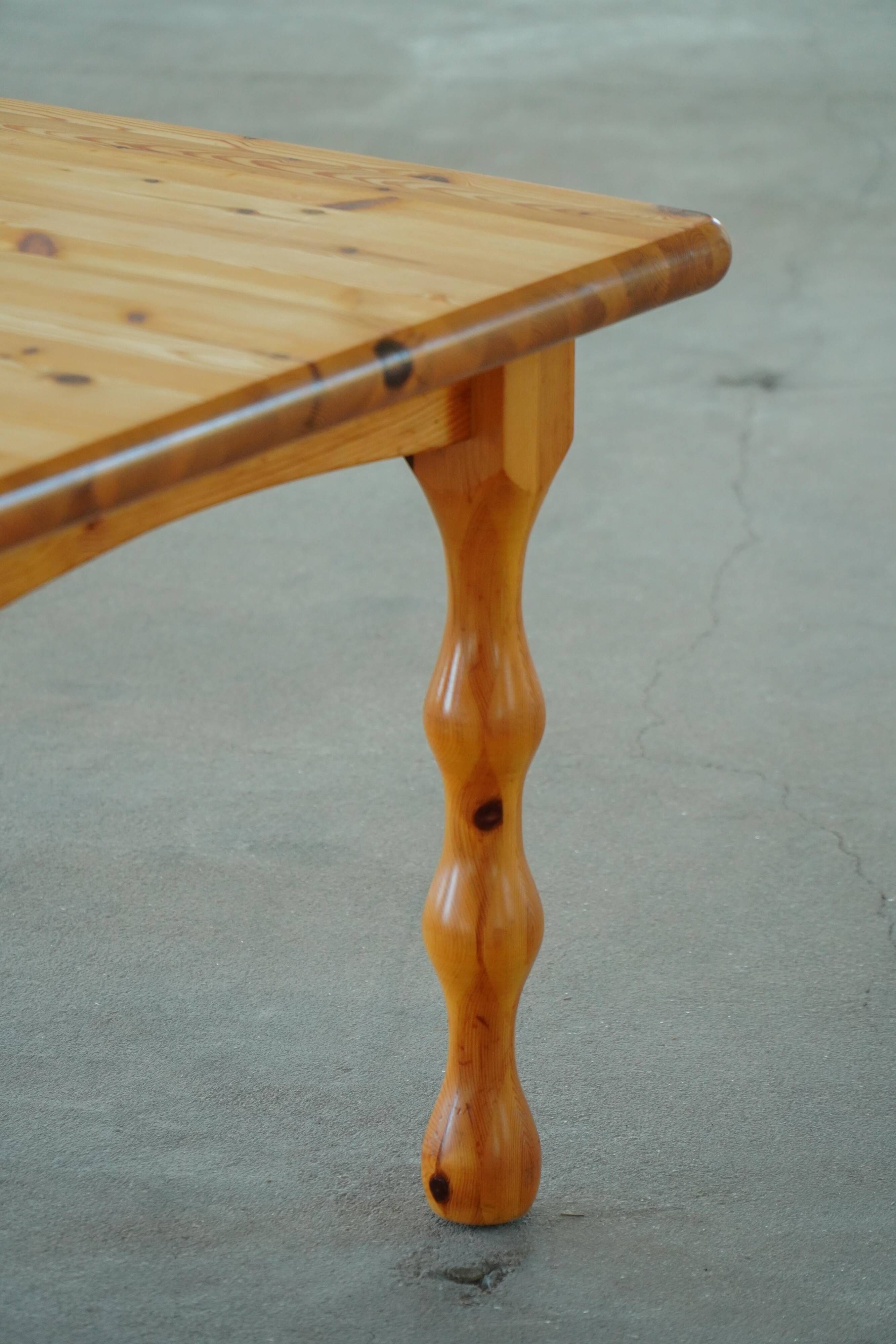 Scandinavian coffee table in brutalist style made of pine, with turned legs, Danish modern style, 1970s.