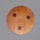 Tabouret tripode en bois massif