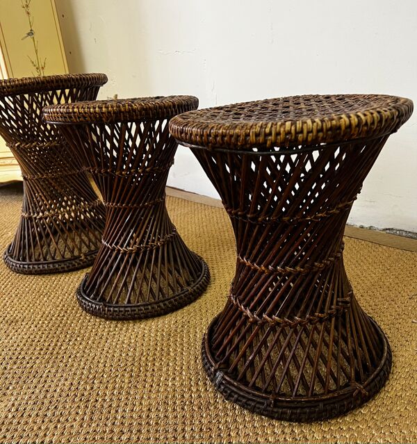 Tabourets ''tam tam'' en rotin/ osier