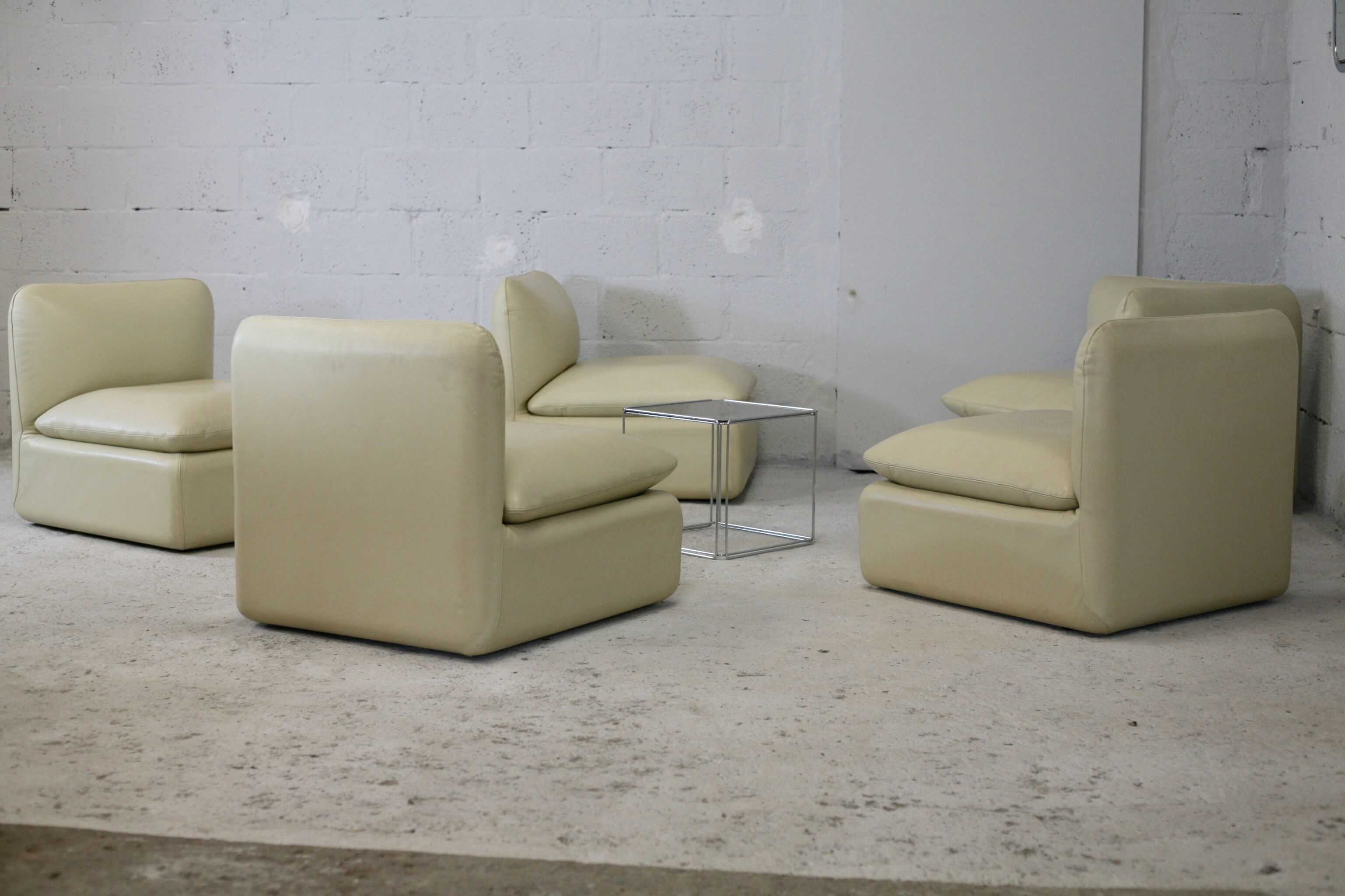 Set of 5 leather armchairs, France 80