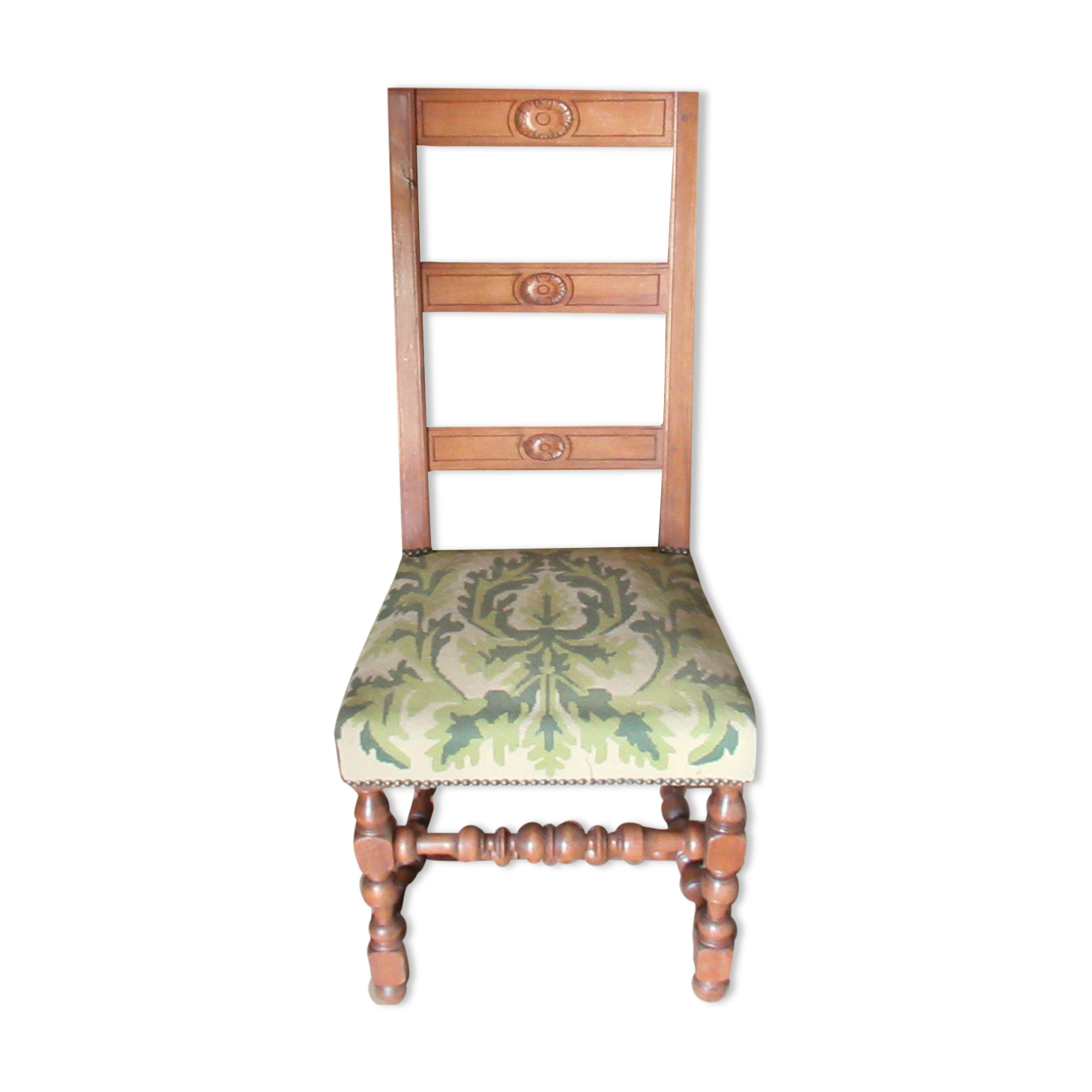 Series of 6 Louis XIII style chairs, in walnut
